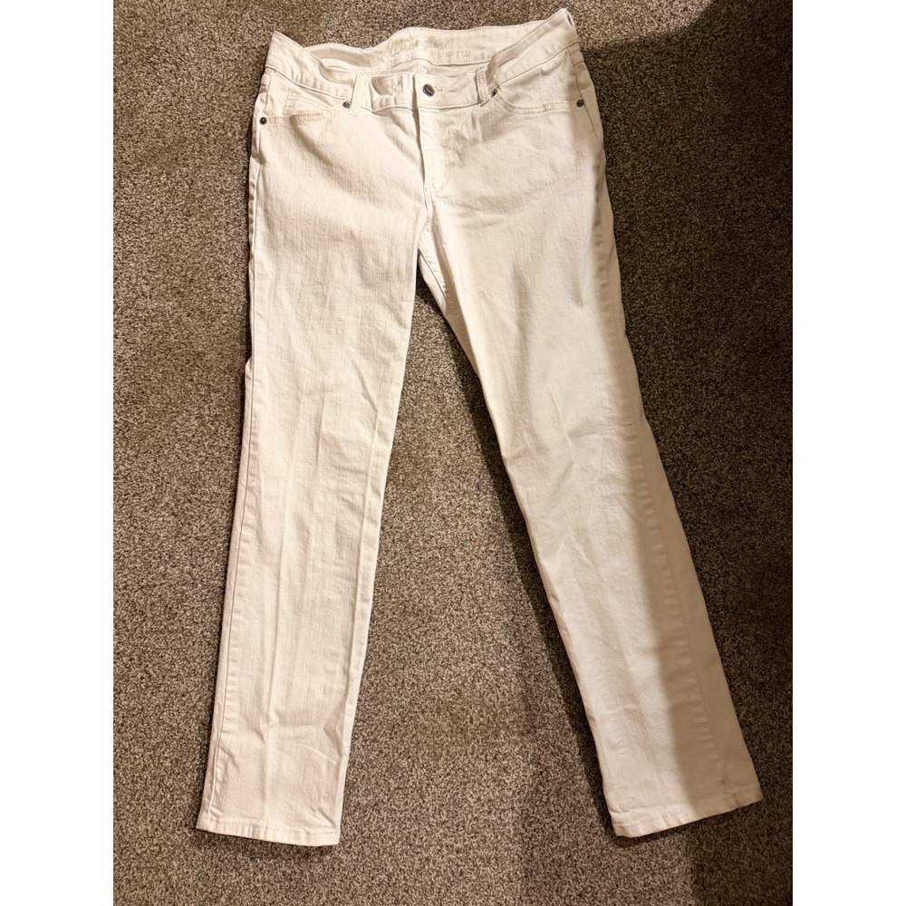 Wrangler Womens White Straight Leg Jeans Size 13/14 x 34 Stretch Denim 09MWTRD